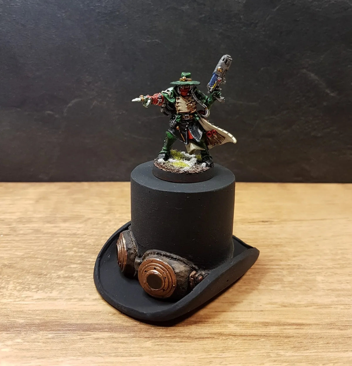 Steampunk Sokkel handgemaakt