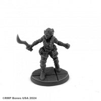 Emrul Gozgul, Halbork-Schurke (Alternative Skulptur) 07123