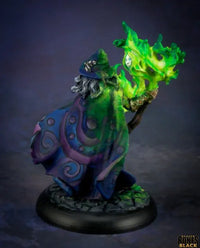 Reaper Miniatures Domur of the Hunter's Moon Human Wizard 44241