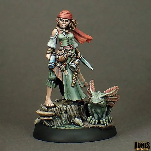 Reaper Miniatures Cailleach, River Widow 44249