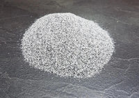 Sand: Grauer, gefleckter Sand, 100 Gramm