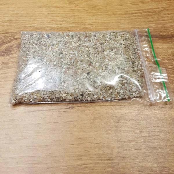Kies: Hellbraune Mischung, 100 Gramm